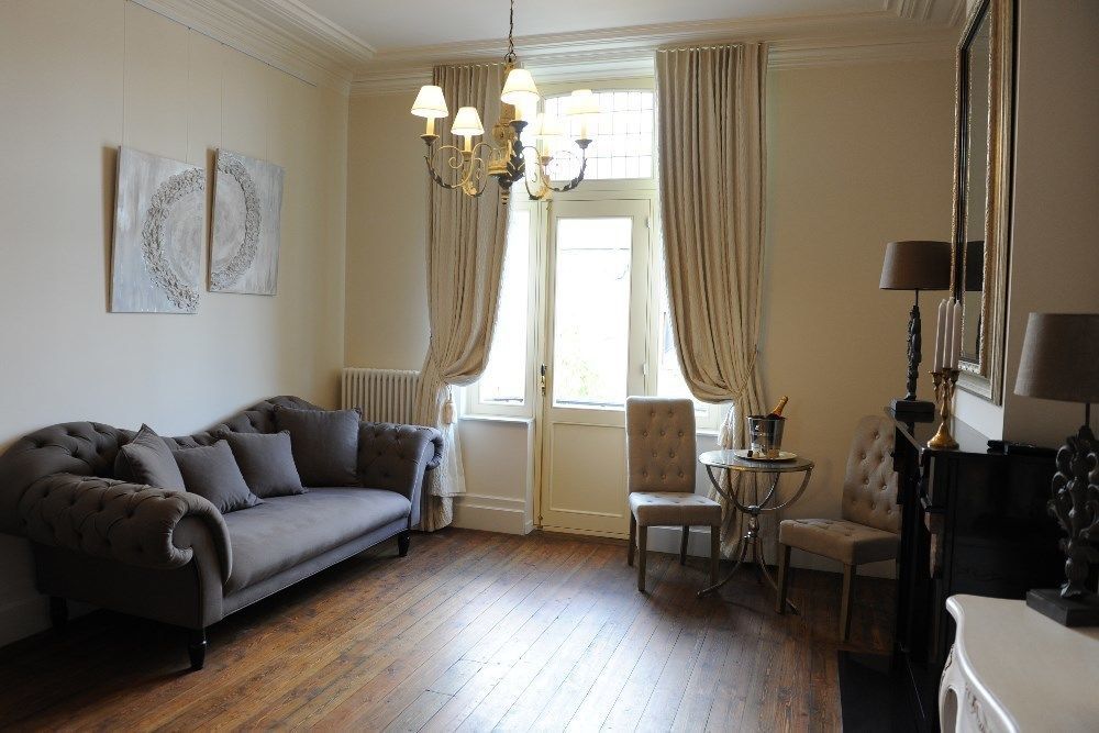 האסלט Charmehotel Villa Saporis מראה חיצוני תמונה